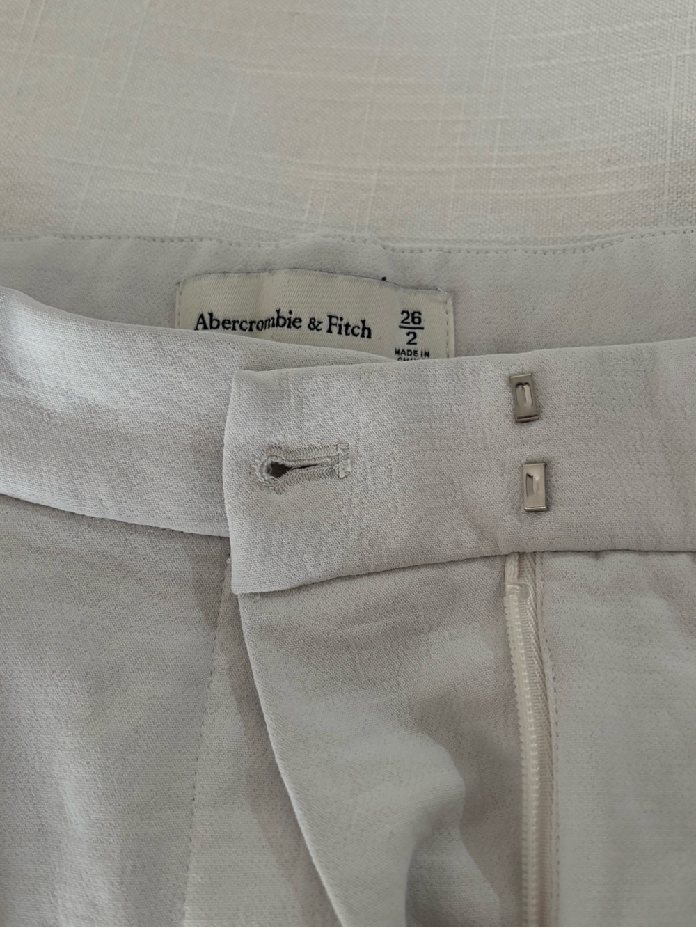 Abercrombie & Fitch Light Gray Women's Pants